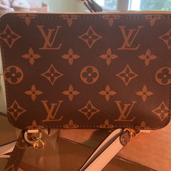 Louis Vuitton Hot Spring backpack.•••••NOT AVAILABLE •••••• - Picture 7 of 15